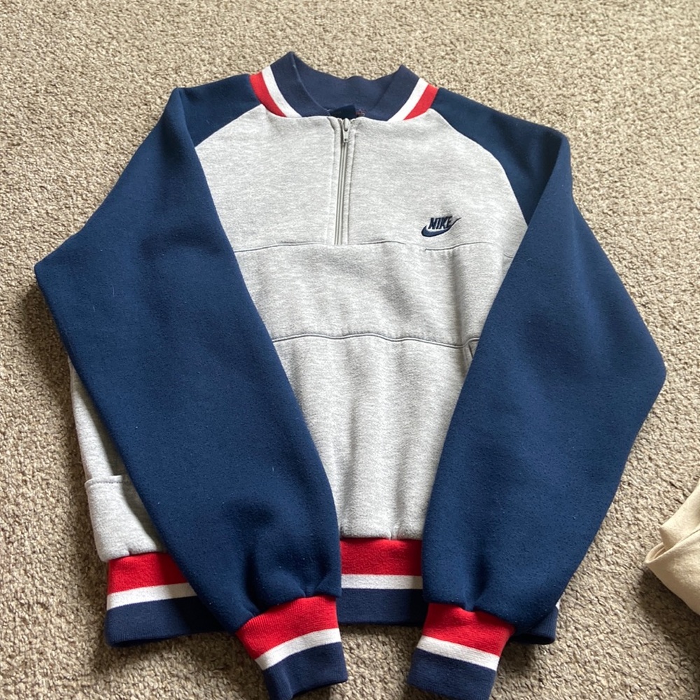 Nike womens sweater